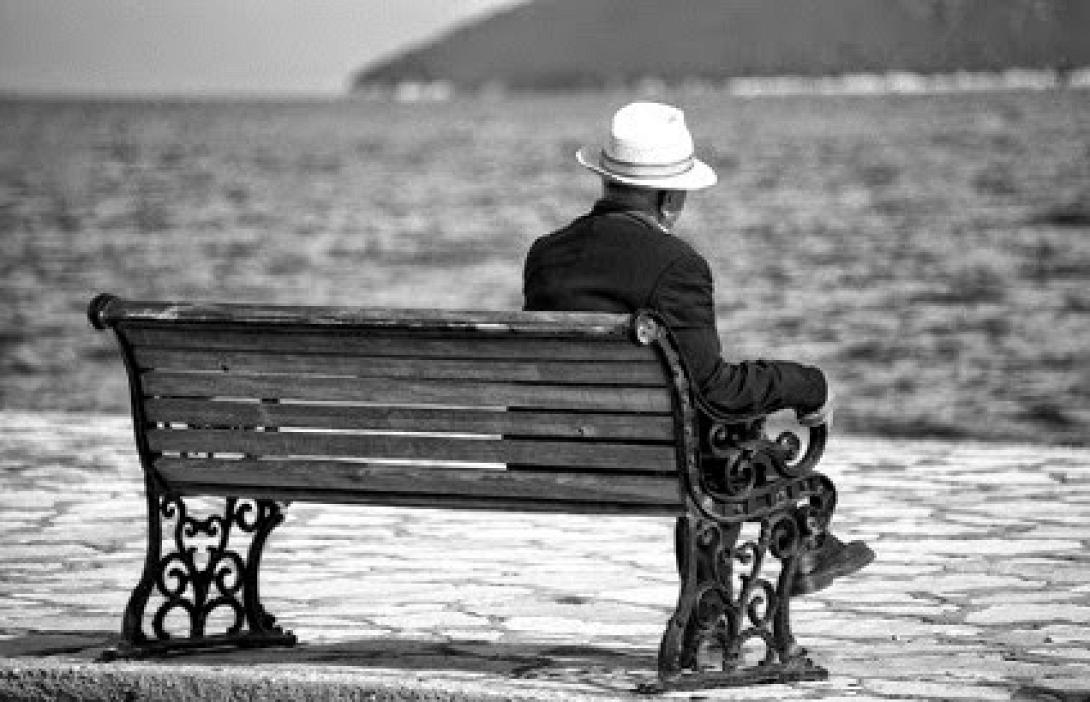 Κάθισε στο παγκάκι κι έβαλε το δίκανο στο στόμα - "Παγωμένη" από τη νέα αυτοκτονία η Κρήτη