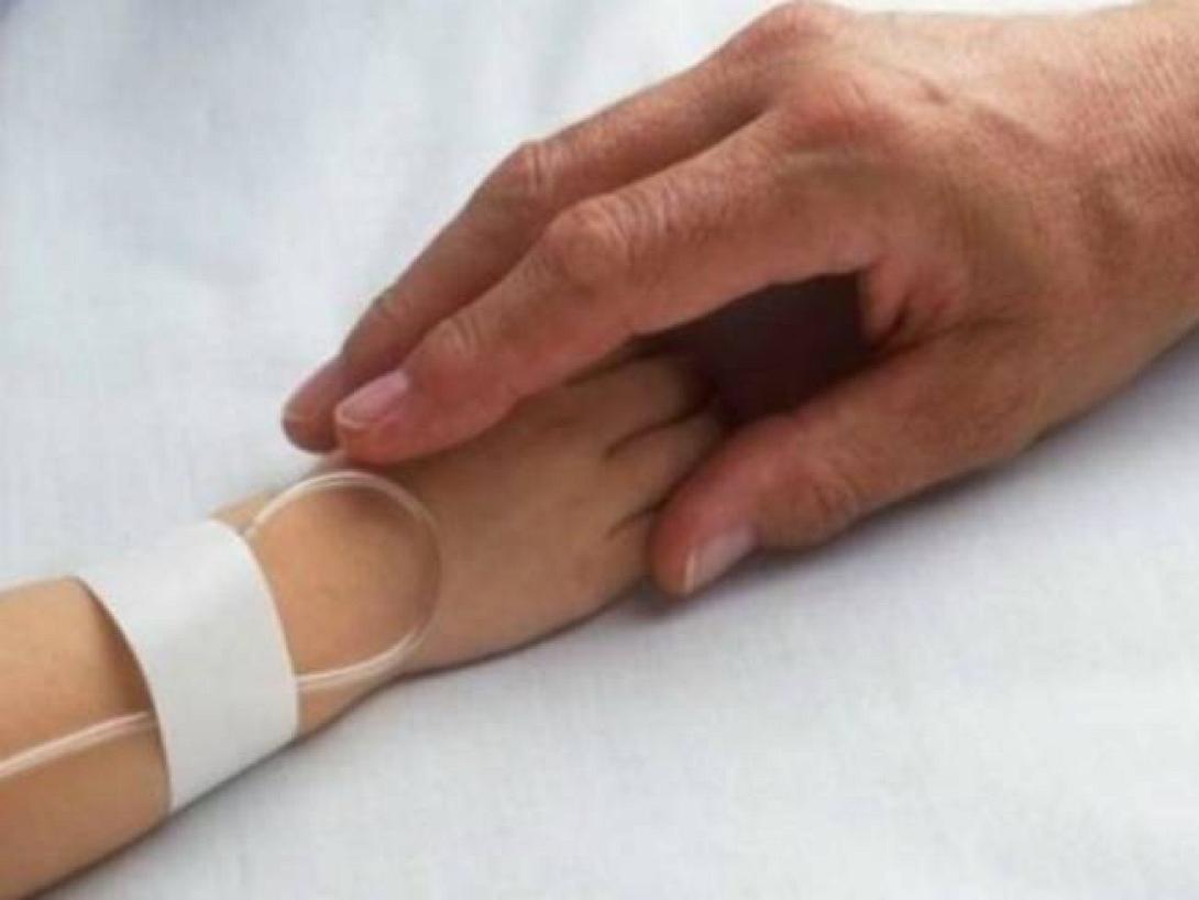 Στην Αθήνα μεταφέρεται από το ΠΑΓΝΗ το 8χρονο κοριτσάκι με τα εγκαύματα