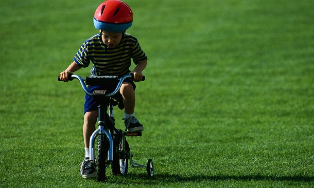 παιδακι ποδηλατο