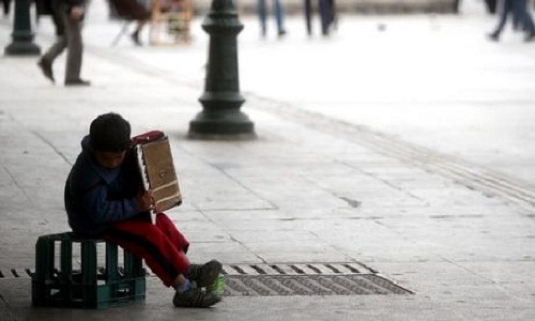 Ισπανία: Ένα στα τρία παιδιά αντιμέτωπο με τον κίνδυνο της φτώχειας