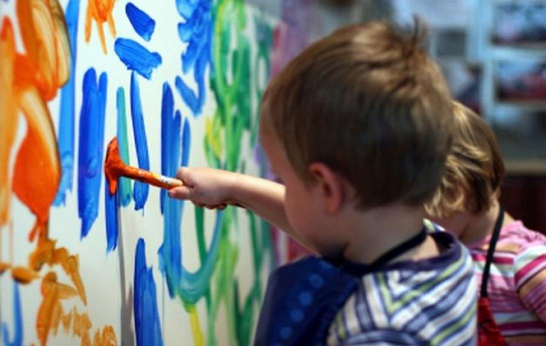 παιδια ζωγραφια