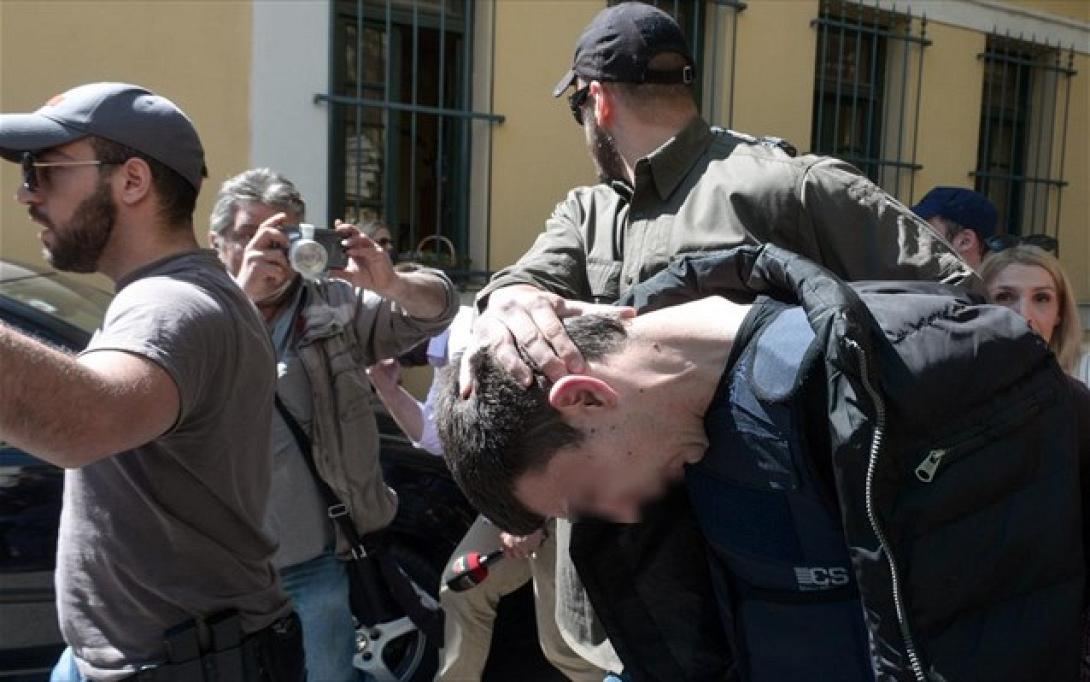 παιδοκτονος