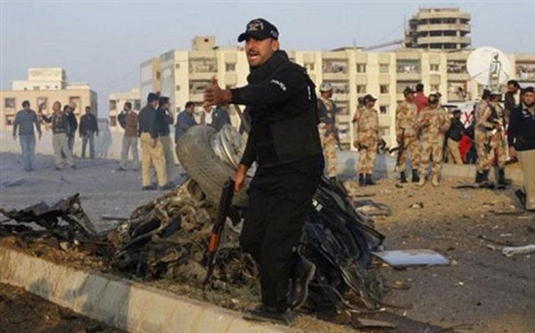 Πακιστάν: "Ειρηνευτικές" συνομιλίες με 19 νεκρούς...