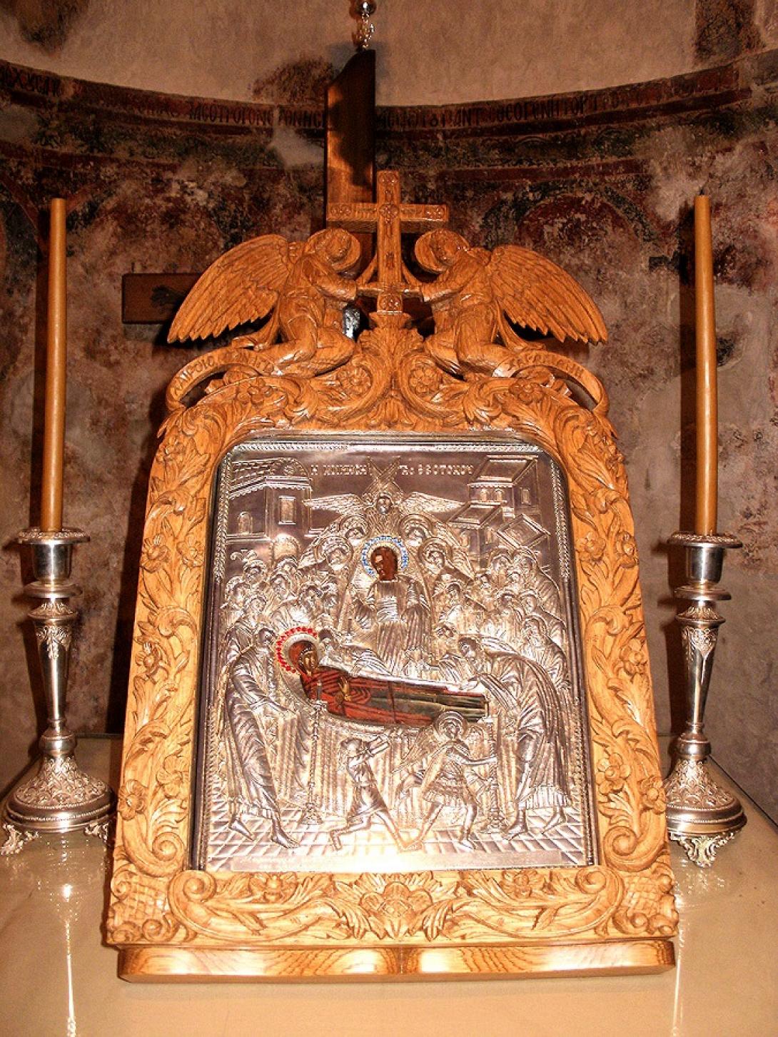 παναγία χαρακιανή