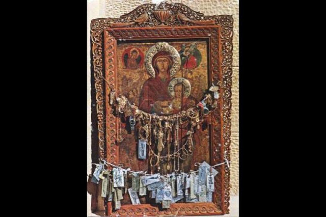 Ως το βράδυ θα παραμείνει στο ΠΑΓΝΗ η Ιερά Εικόνα της Παναγίας της Αντιφωνήτριας 