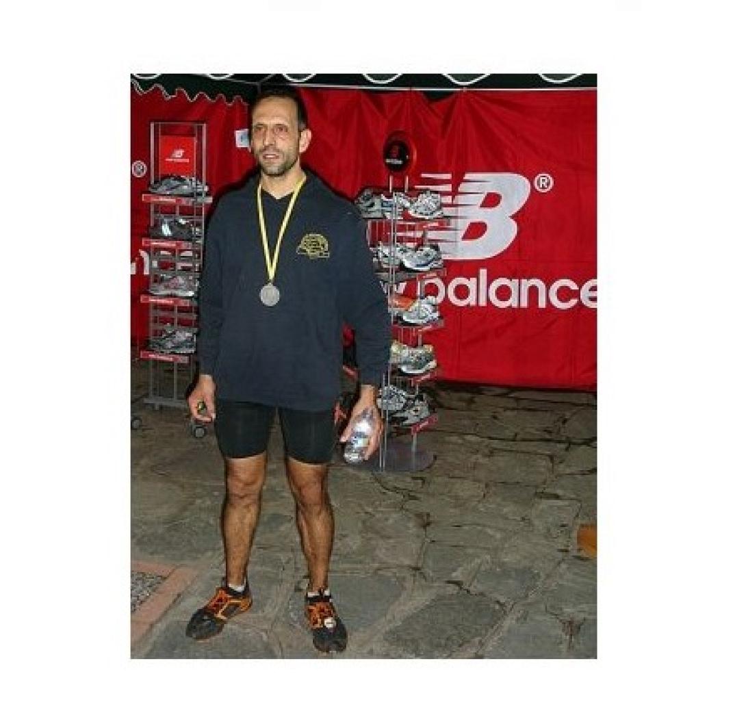 Ο Λευτέρης Αυγενάκης συγχαίρει τον Παντελή Καμπαξή για την 52η θέση 