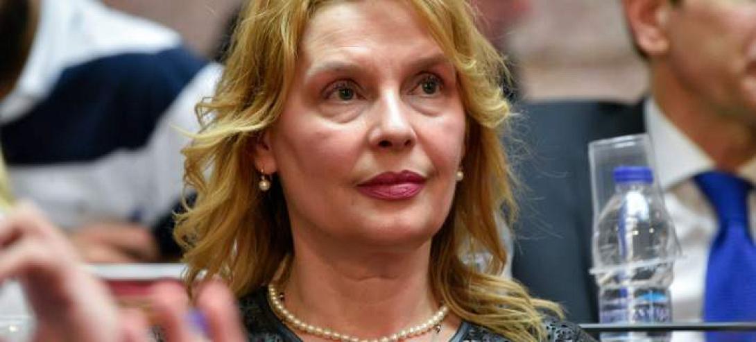 καερίνα παπακώστα