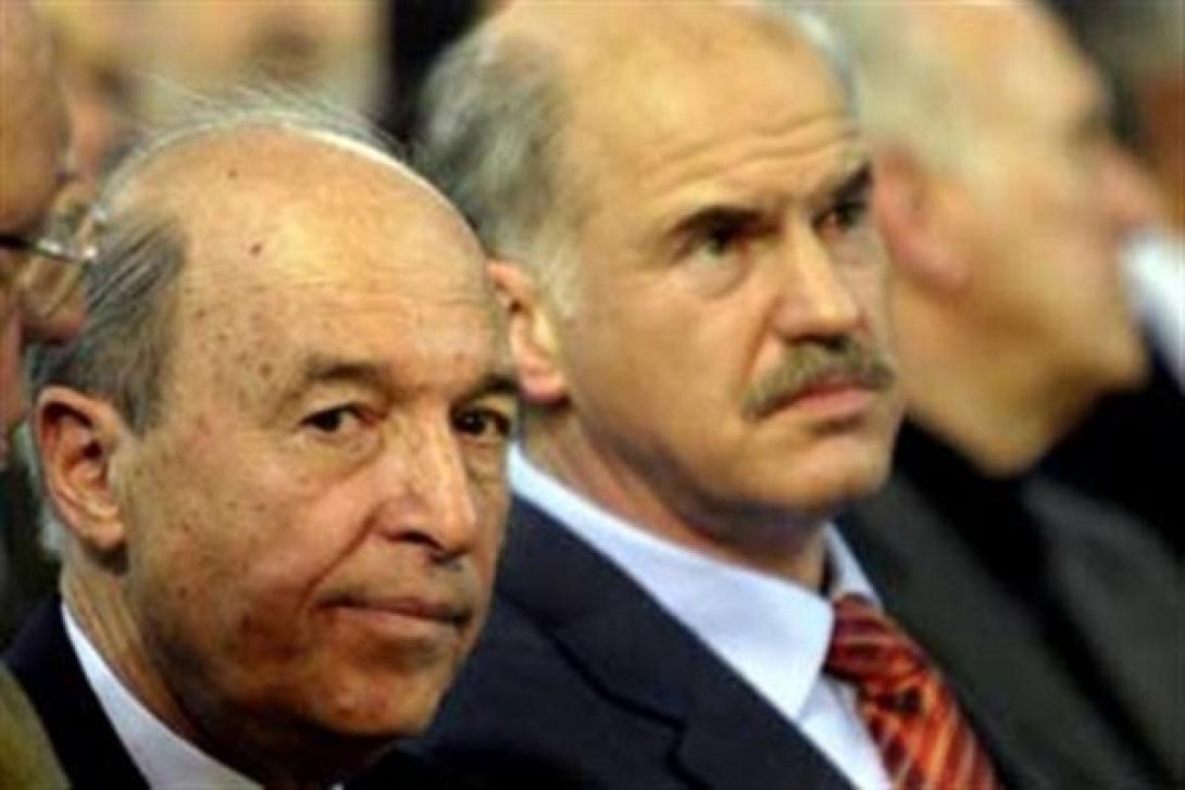 Ο Γιώργος θα λείπει στο Λονδίνο και ο Κώστας θα είναι παρών την 3η του Σεπτέμβρη