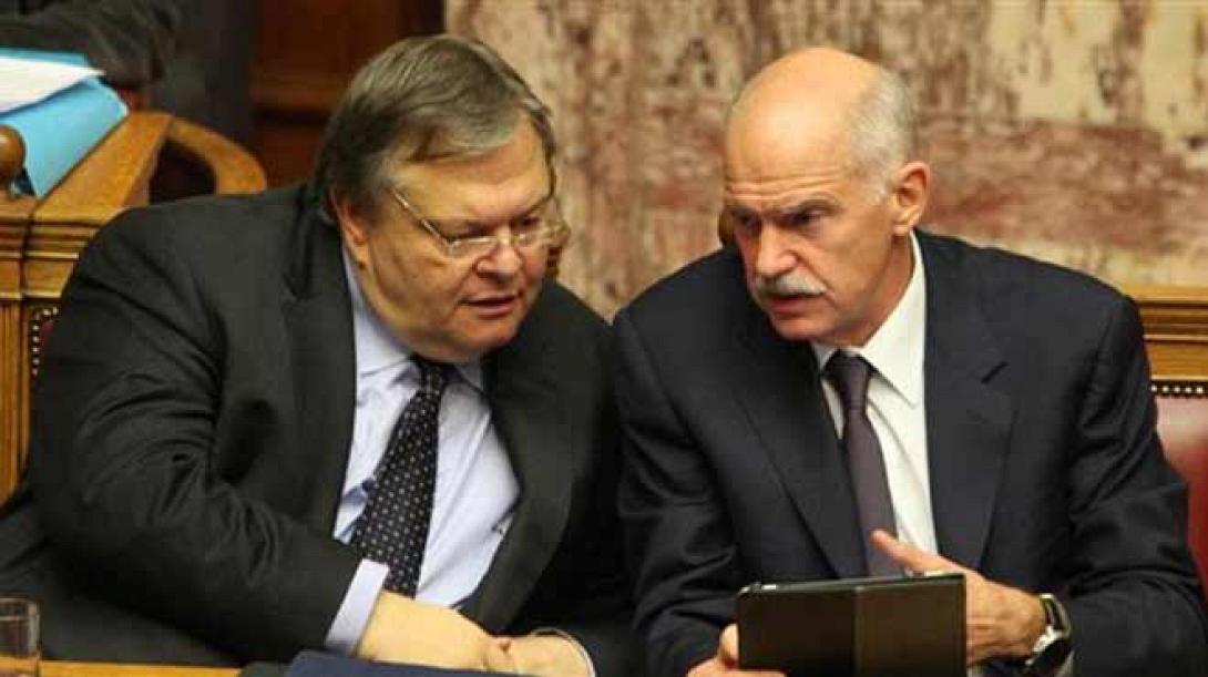 Στα "κάγκελα" Βενιζέλος - Παπανδρέου για τα χρέη του ΠΑΣΟΚ