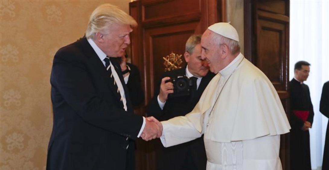 πάπας τραμπ