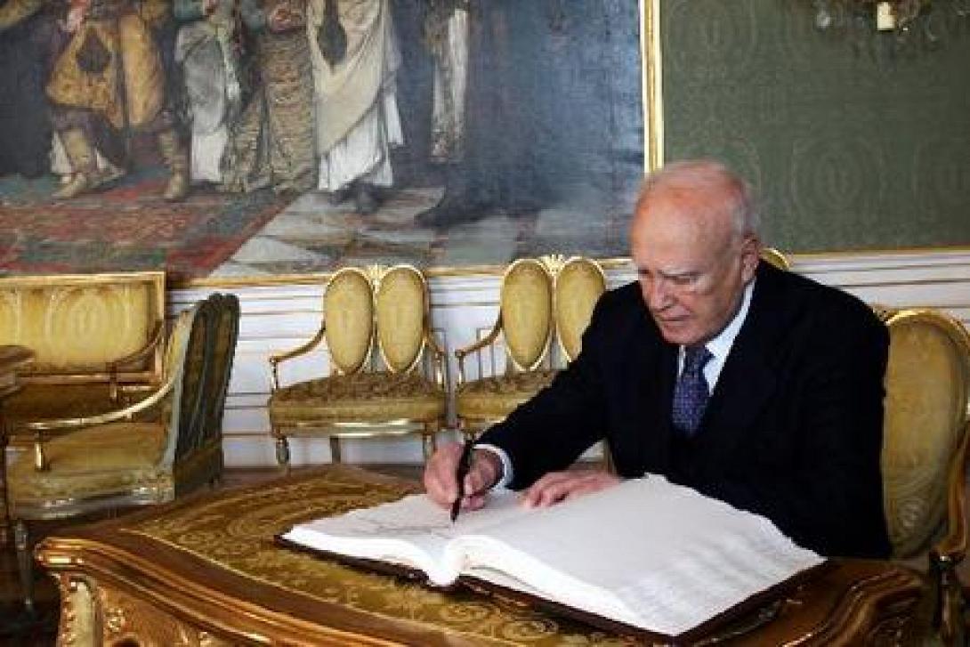 Καληνύχτα, παππού Παπούλια