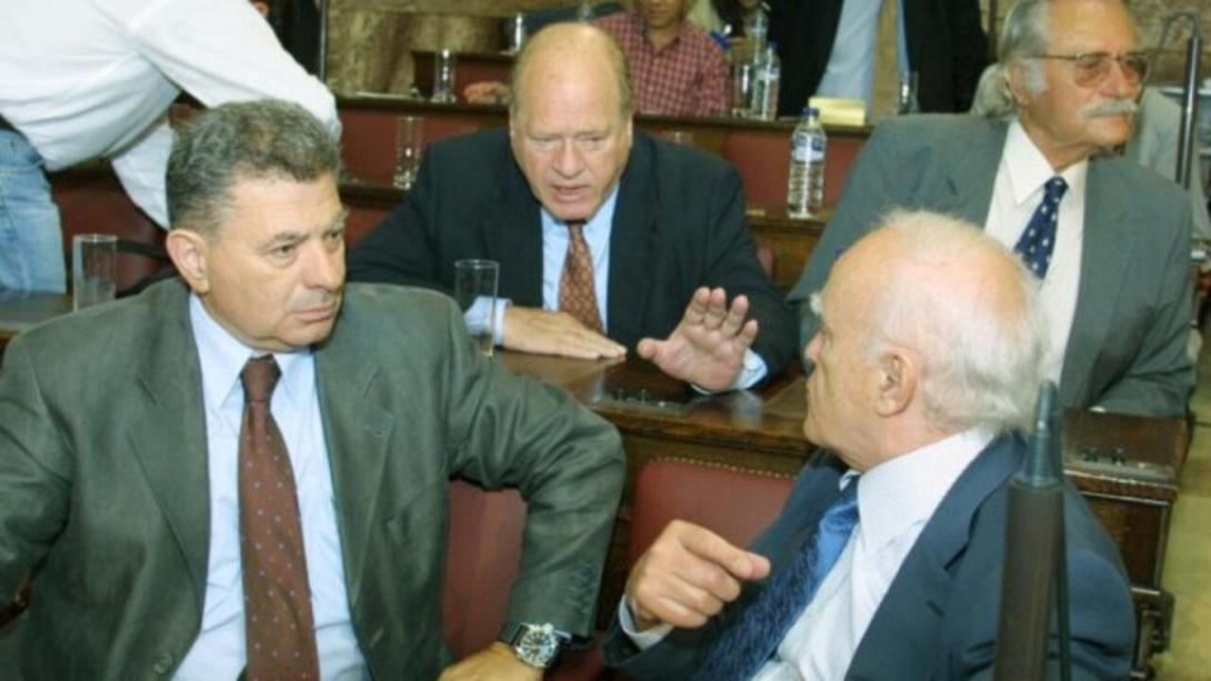 βαλυράκης παπούλιας