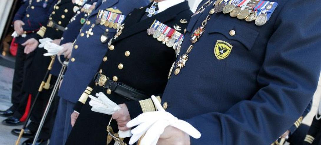 ενοπλες δυναμεις.jpg