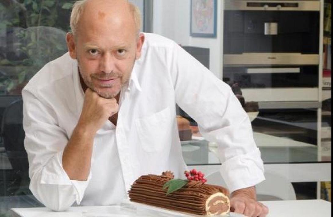 Ο Στέλιος Παρλιάρος και οι "γλυκές αλχημείες" στο Ηράκλειο (βίντεο)