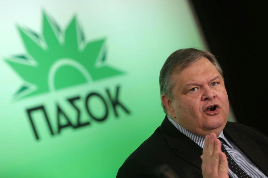 H κυβέρνηση αρνείται τον κοινοβουλευτικό έλεγχο, λέει το ΠΑΣΟΚ