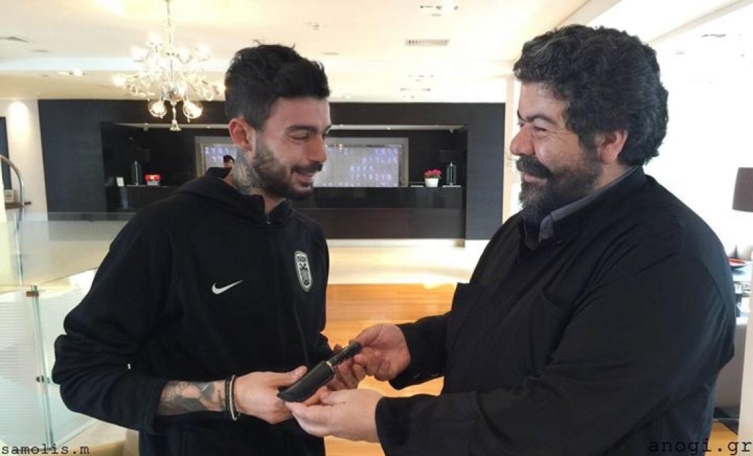 Η μαντινάδα του πάτερ- Ανδρέα στον  Κλάους Αθανασιάδη 