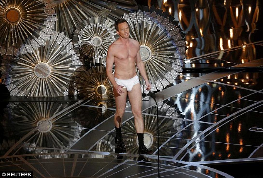 Ο παρουσιαστής των Όσκαρ έμεινε ... με το εσώρουχο!