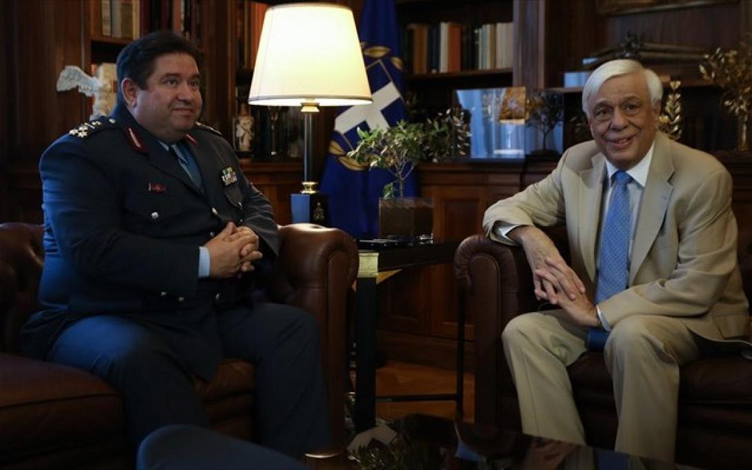 Παυλόπουλος - Καραμαλάκης