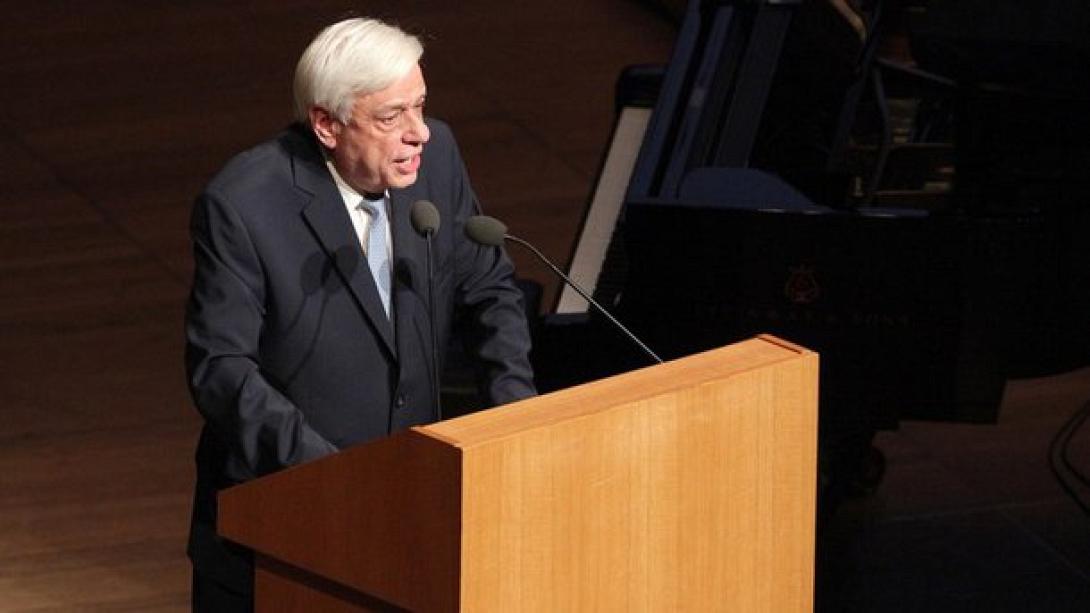 pavlopoulos_2_0.jpg
