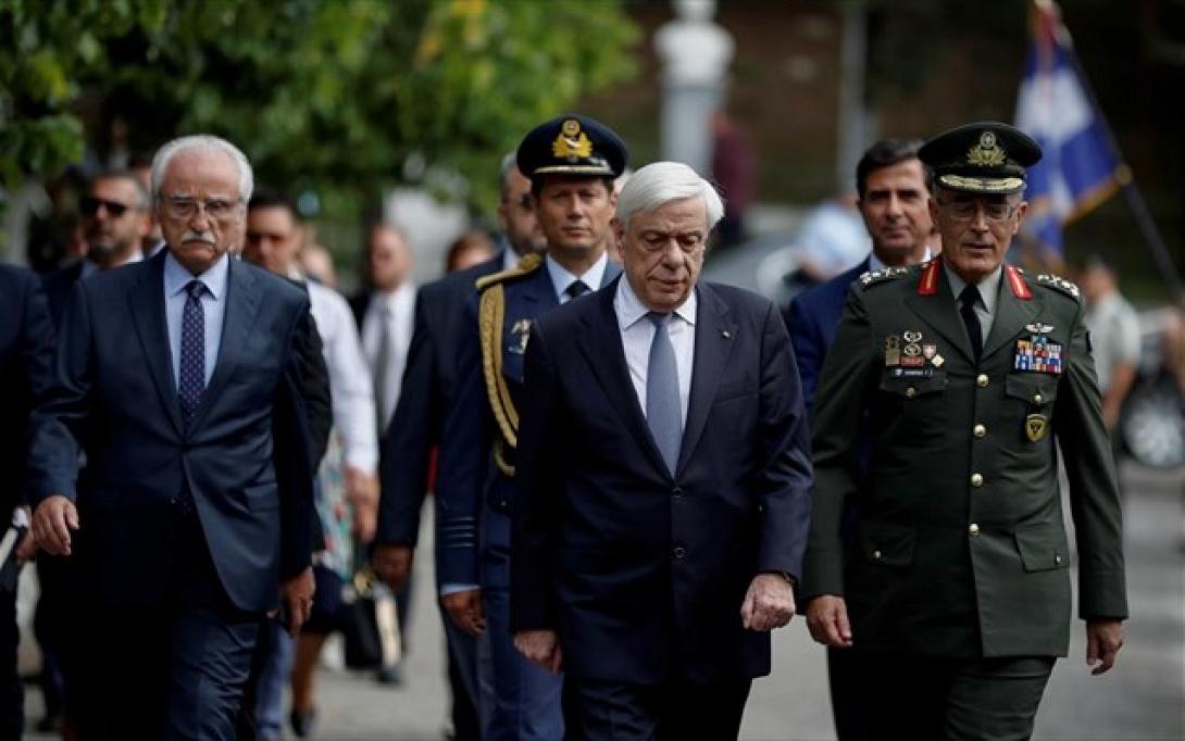 Παυλόπουλος