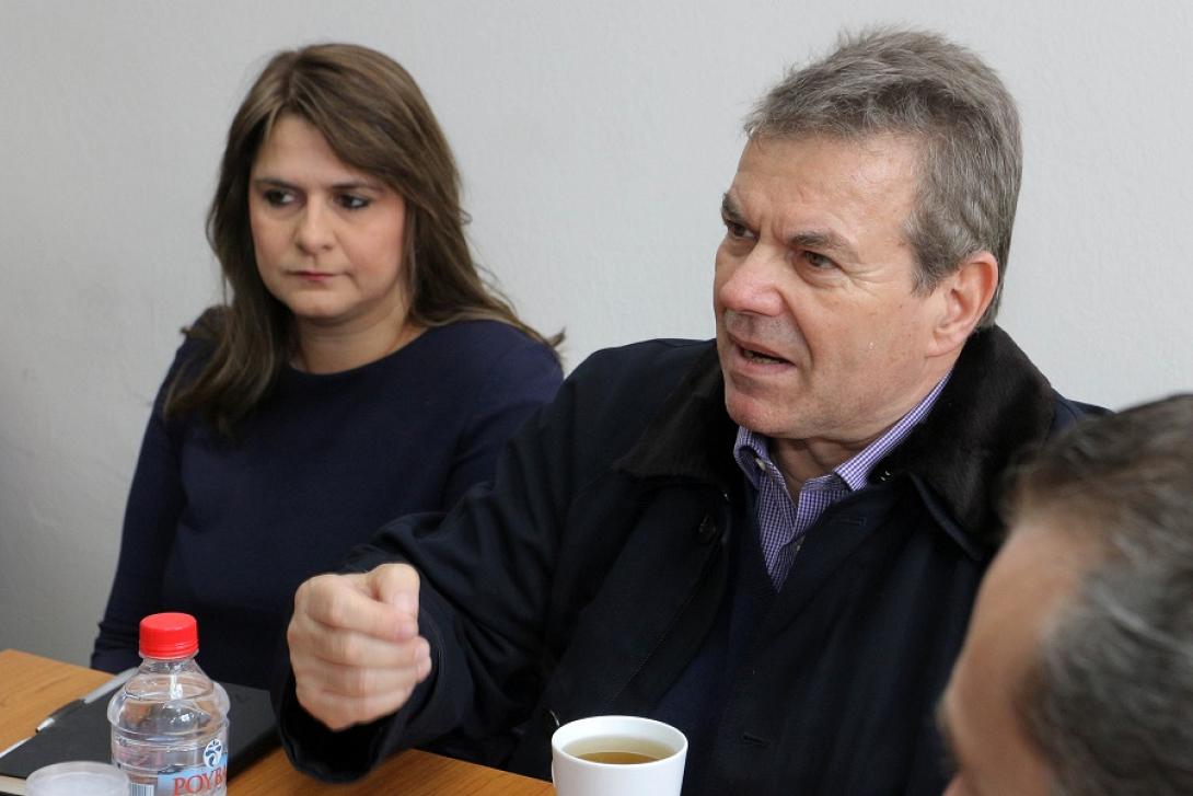 πετρόπουλος ΕΚΗ