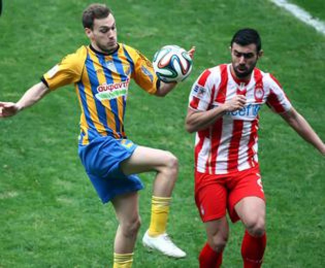 Έκλεισε στην ΑΕΚ ο Μπακάκης