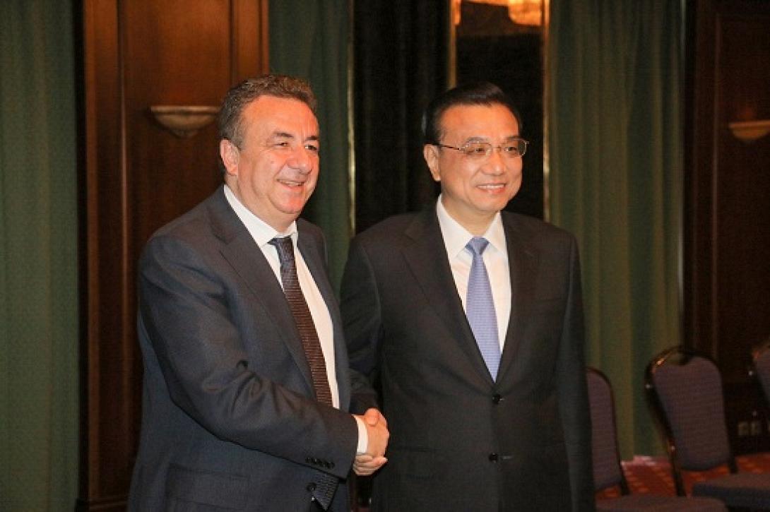 Το τρίπτυχο που έθεσε στον Κινέζο πρωθυπουργό ο Σταύρος Αρναουτάκης