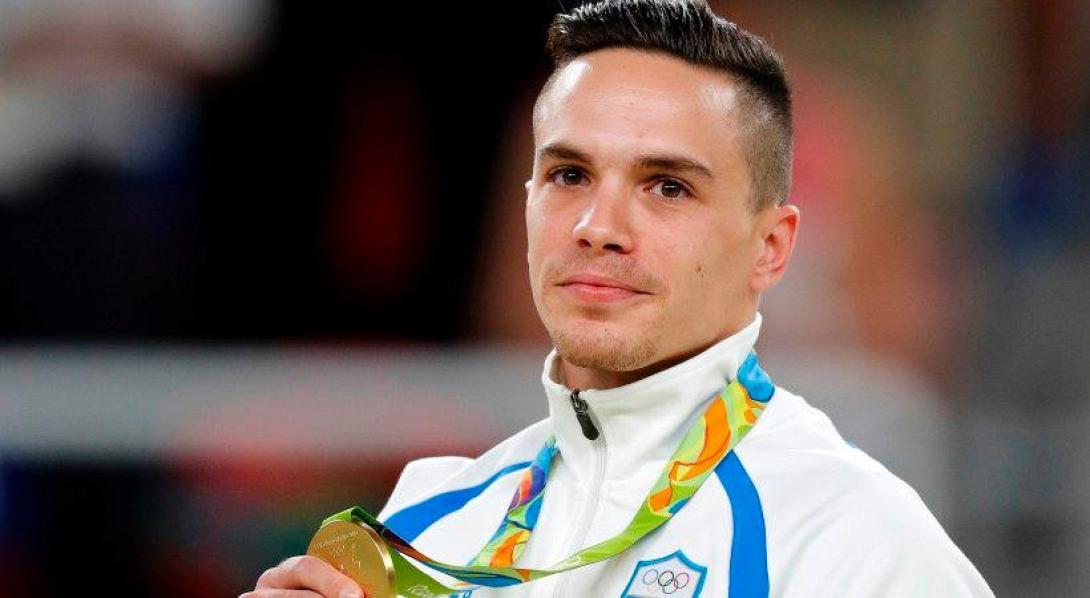 petrounias_2.jpg