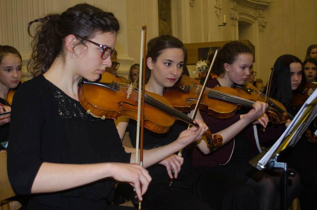 κηποθεατρο ελλαδα γερμανια