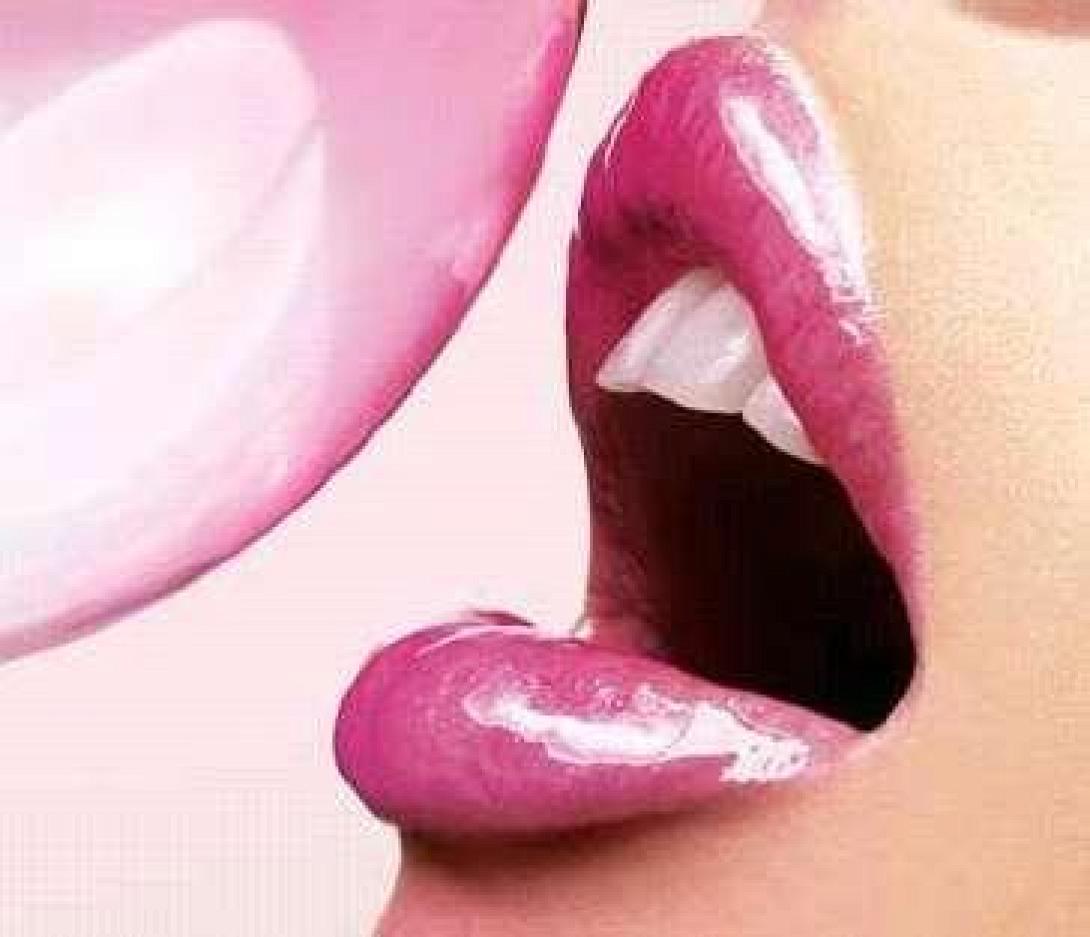 Tips για ζουμερά ροζ χείλη!