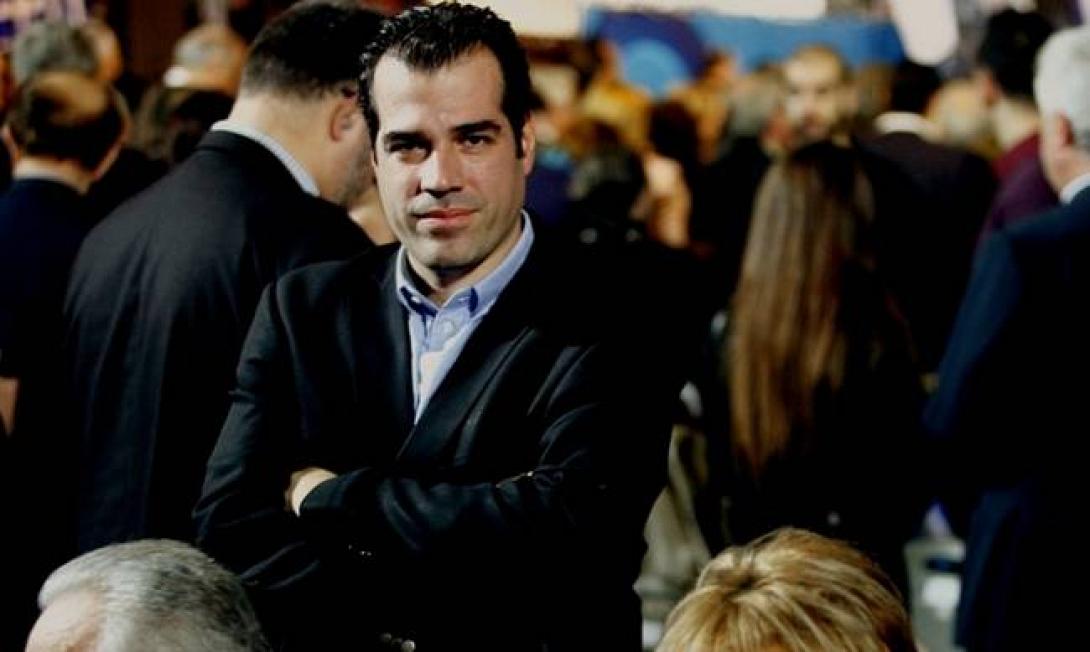 θάνος πλεύρης