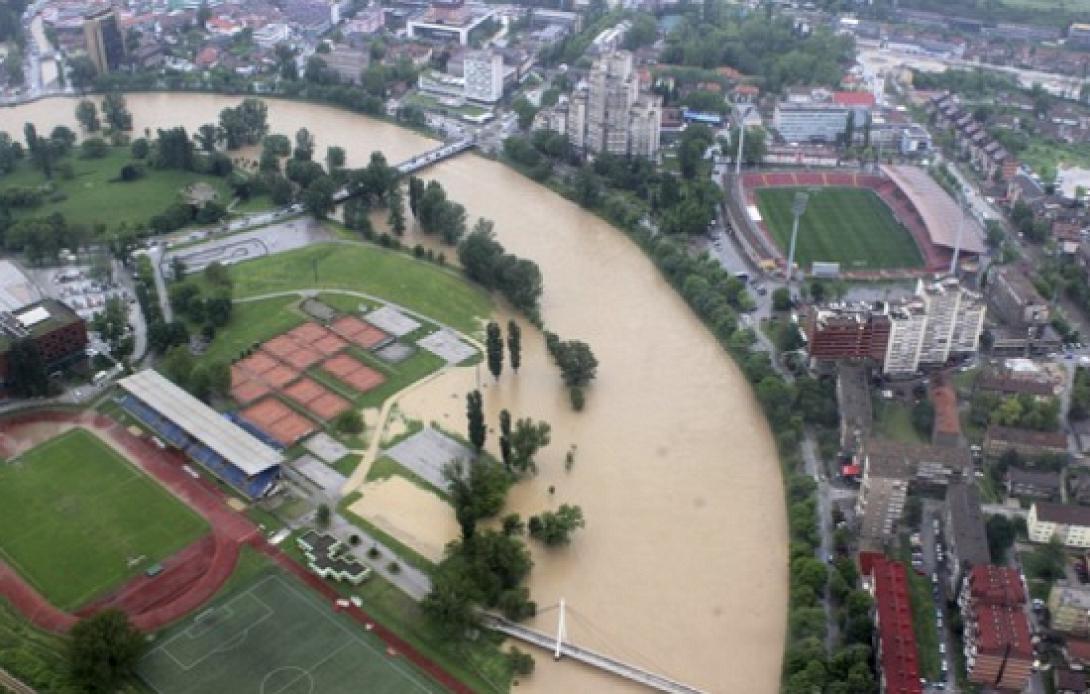 Βοσνία - Ερζεγοβίνη: Μετά τις πλημμύρες ήρθαν οι λεηλασίες και οι αυξήσεις τιμών