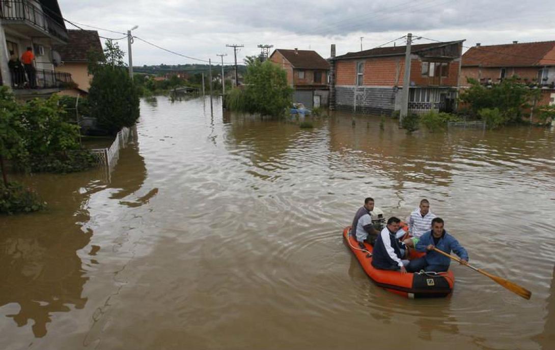 Οι χειρότερες πλημμύρες των τελευταίων 120 χρόνων σε Σερβία και Βοσνία