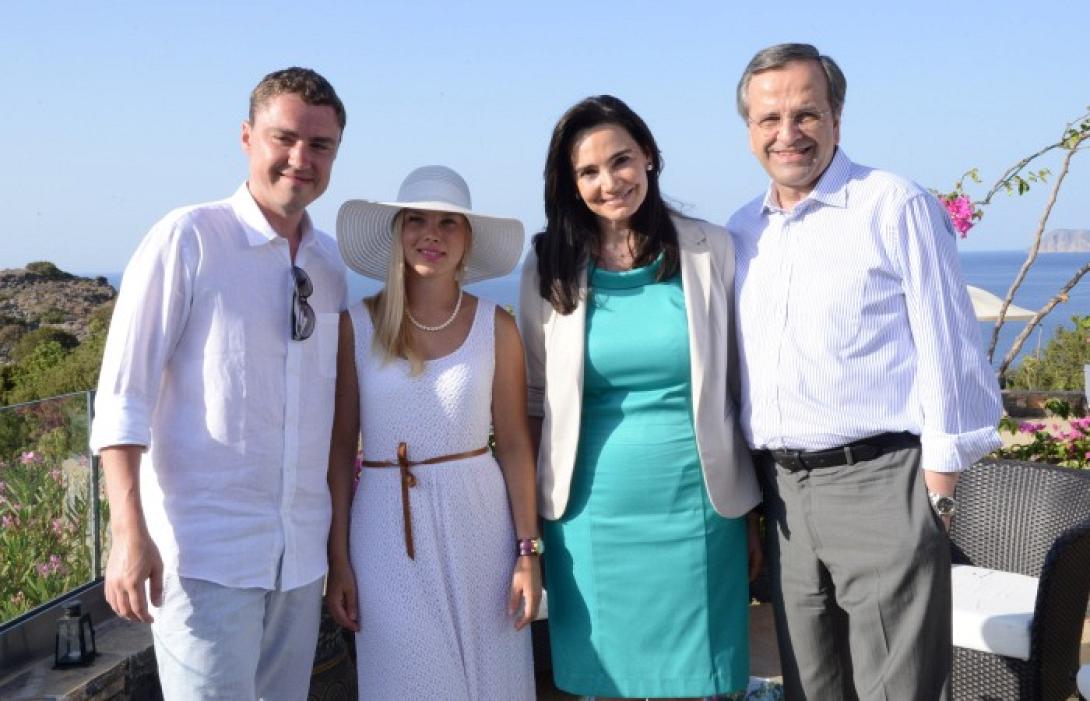 Ταξίδι αστραπή στην Κρήτη για το Πρωθυπουργικό ζεύγος - Αιτία ο Εσθονός πρωθυπουργός