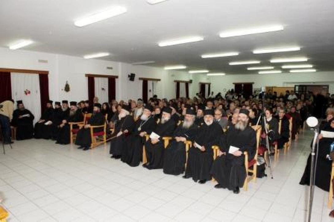 Παρουσίαση των βιβλίων του Γιάννη Πετσαλάκη στο Πνευματικό Κέντρο της Αρχιεπισκοπής