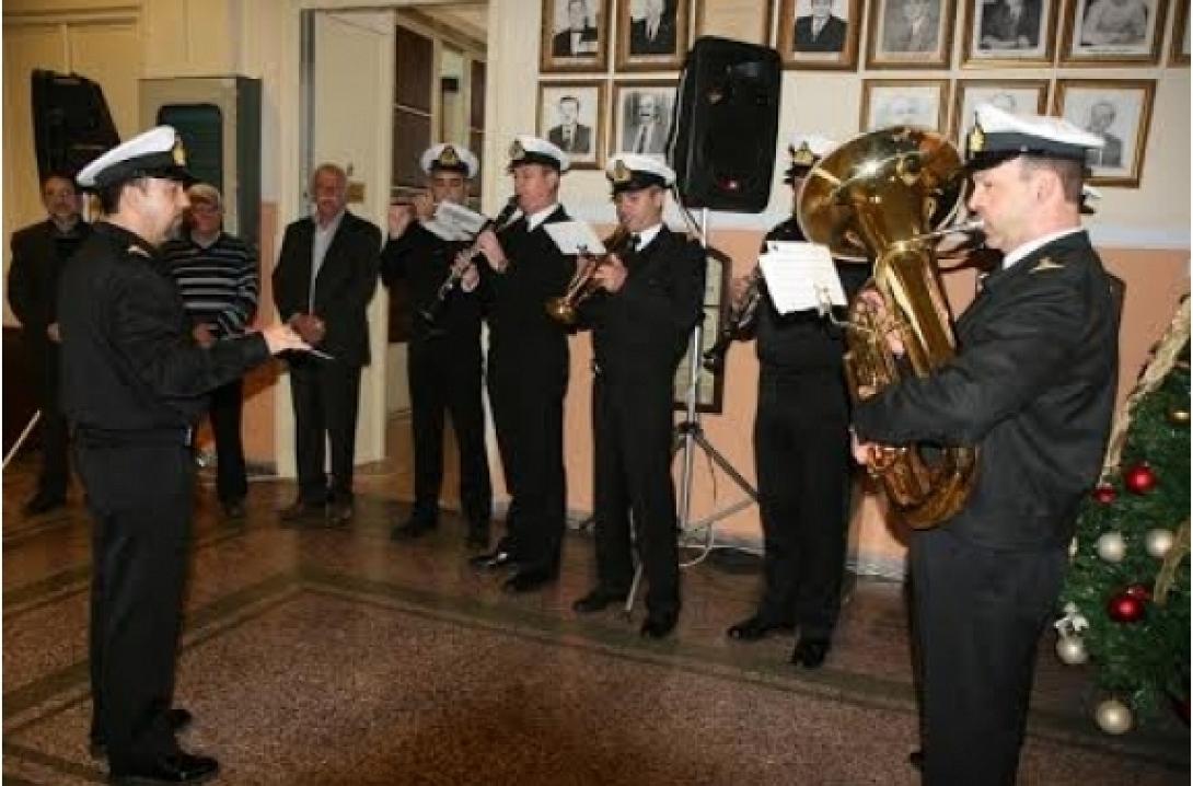 Το Πολεμικό Ναυτικό θα ψάλλει τα κάλαντα της Πρωτοχρονιάς στη Περιφέρεια Χανίων