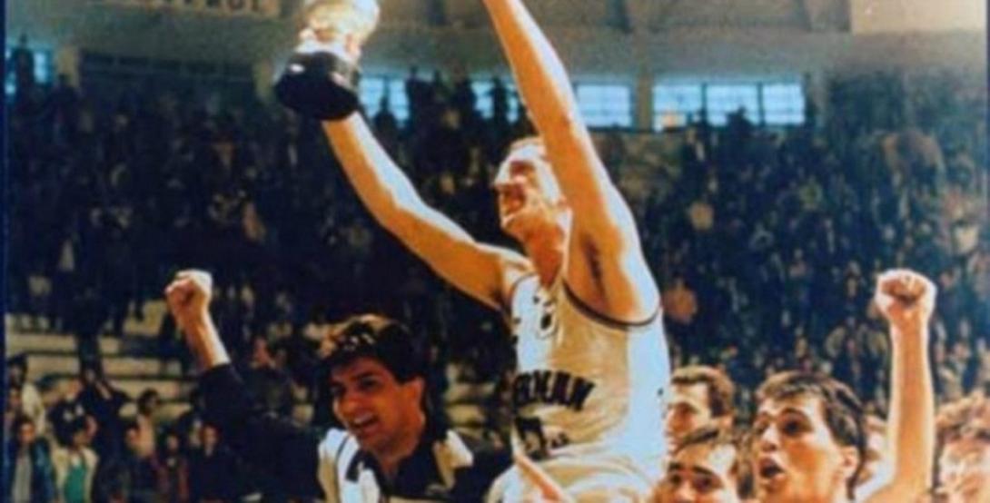  Γιάννης Πολίτης