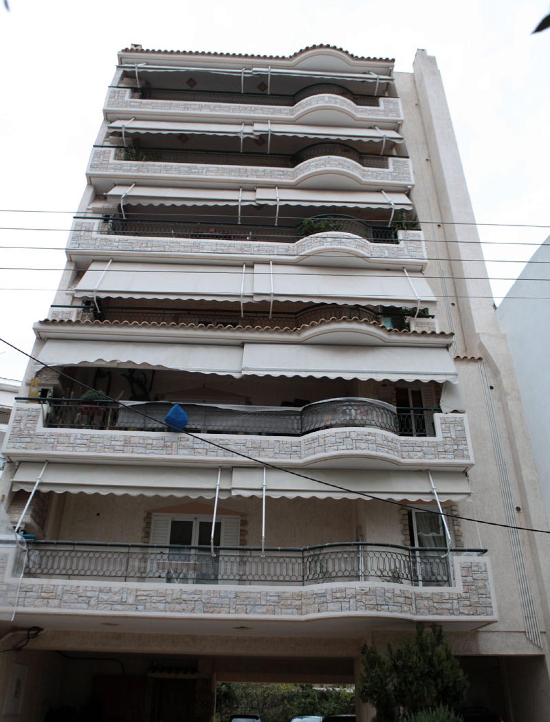 Πιάστηκαν στα χέρια για τα ... κοινόχρηστα  