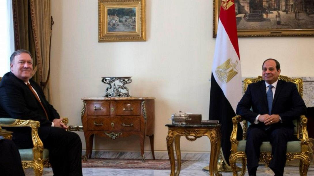 Πομπέο - Σίσι