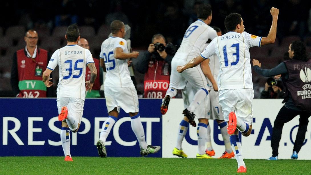 Europa League Πέρασαν τα φαβορί
