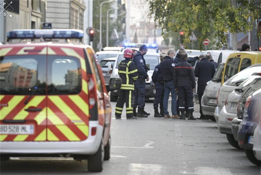 επιθεση γαλλια ιερεας