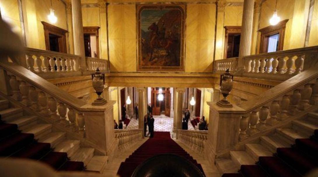 Διαδοχικές συναντήσεις Παπούλια με Σαμαρά, Τσίπρα και Κουβέλη