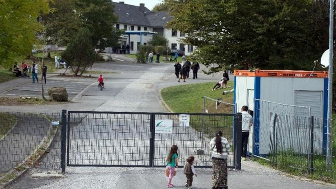 κεντρα προσφυγων