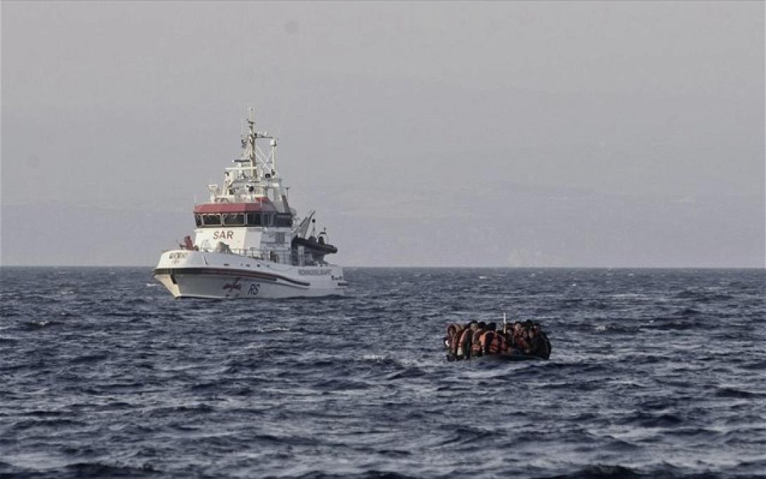 prosfuges-metanastes-thalassa-diasosi.jpg