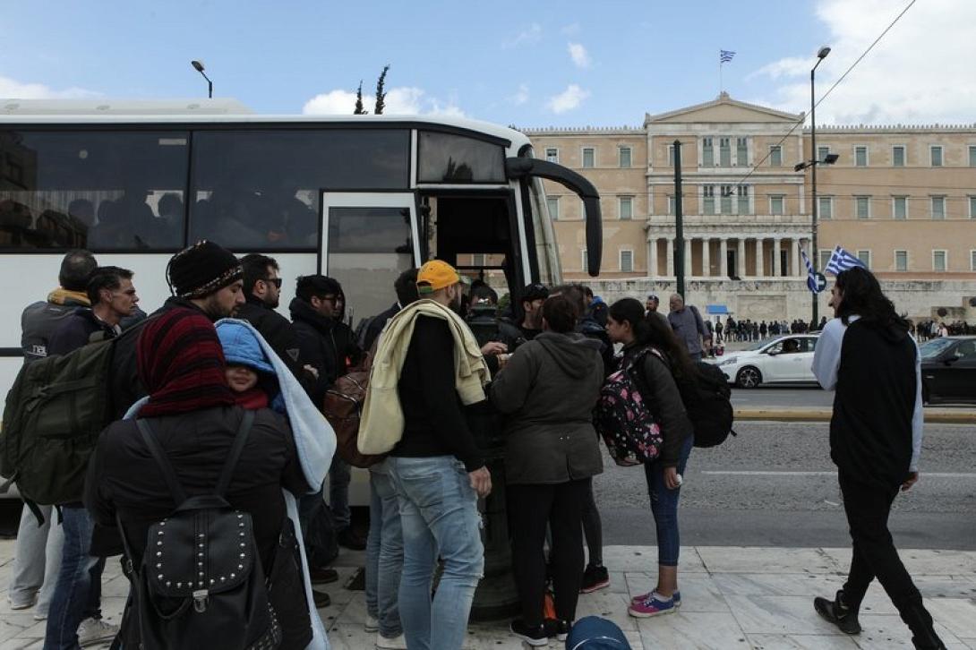 προσφυγες.jpg
