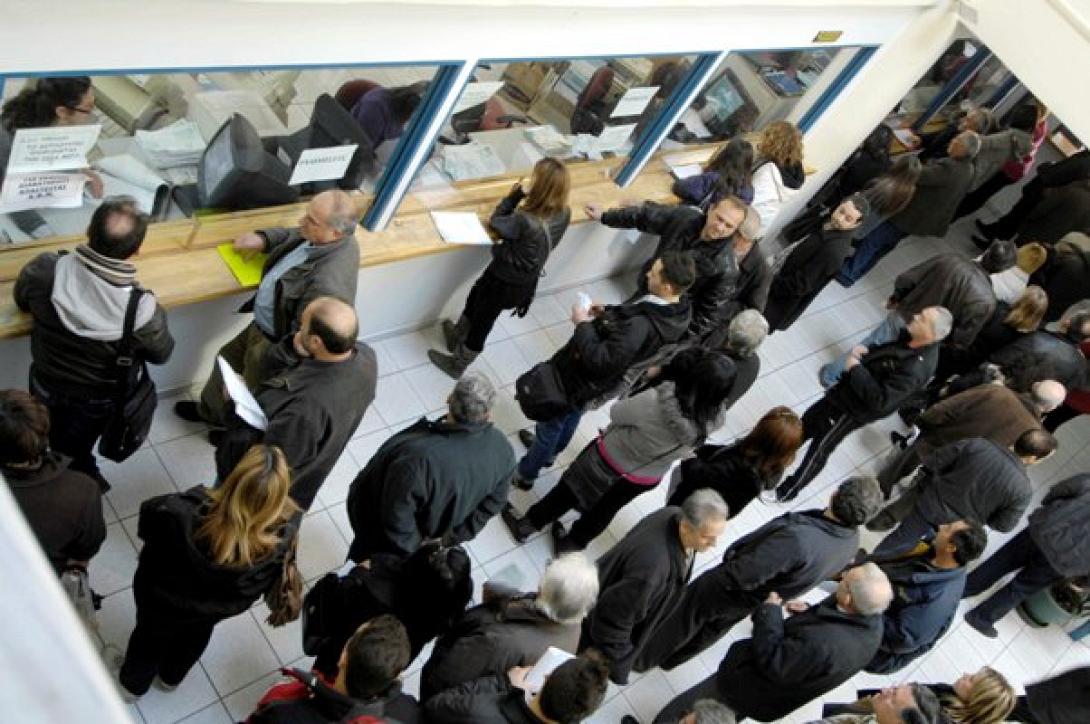 Έγιναν 3.690 προσλήψεις κατά την προεκλογική περίοδο, λέει το ΣτΕ 