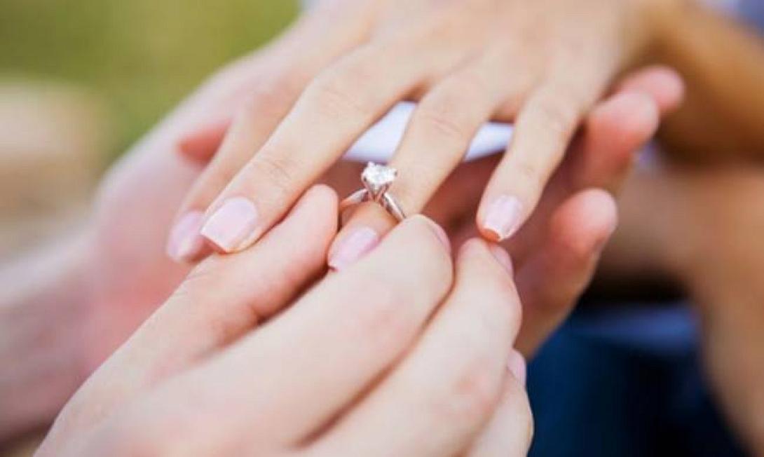 πρόταση γάμου