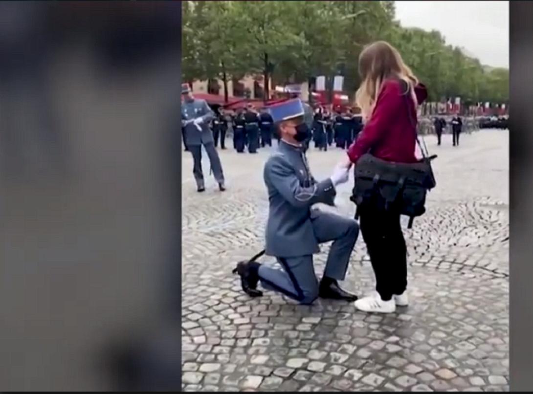 πρόταση γάμου παρίσι