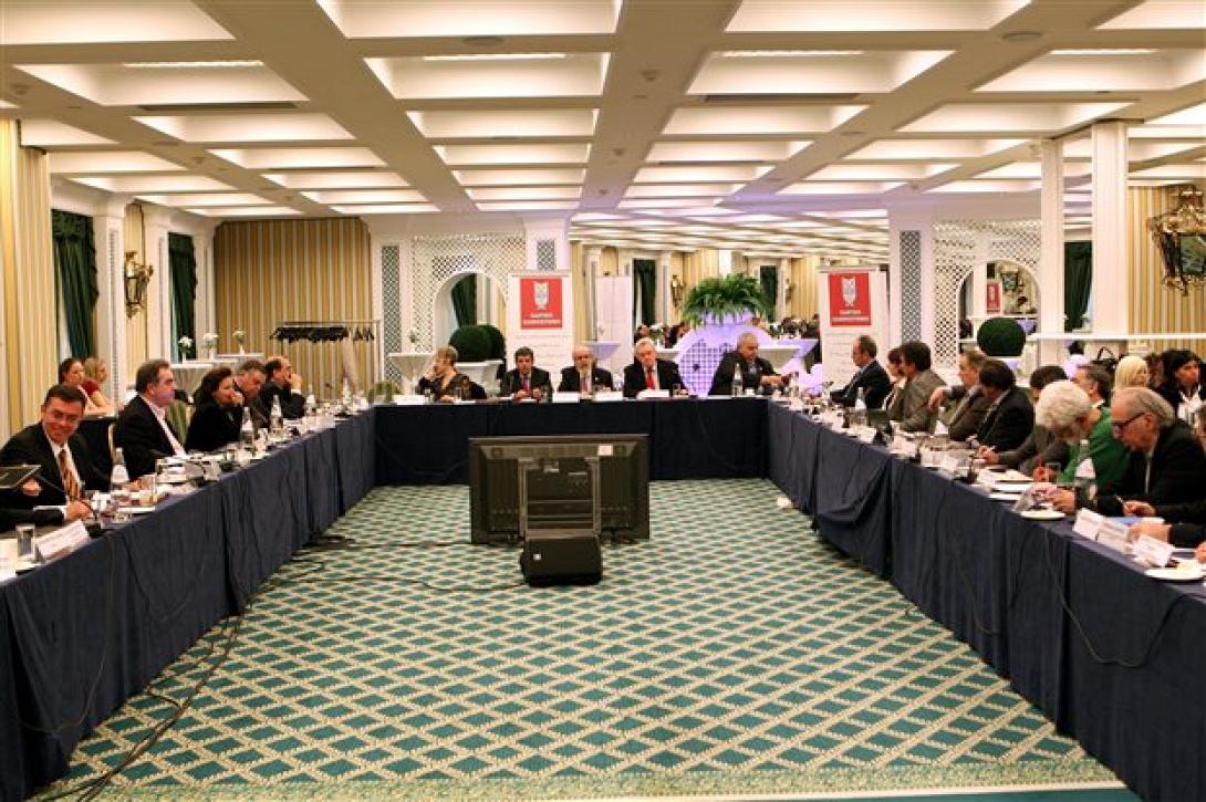 Οι πρυτάνεις προειδοποιούν με λουκέτο στα ΑΕΙ εάν δεν δοθούν χρηματοδοτήσεις