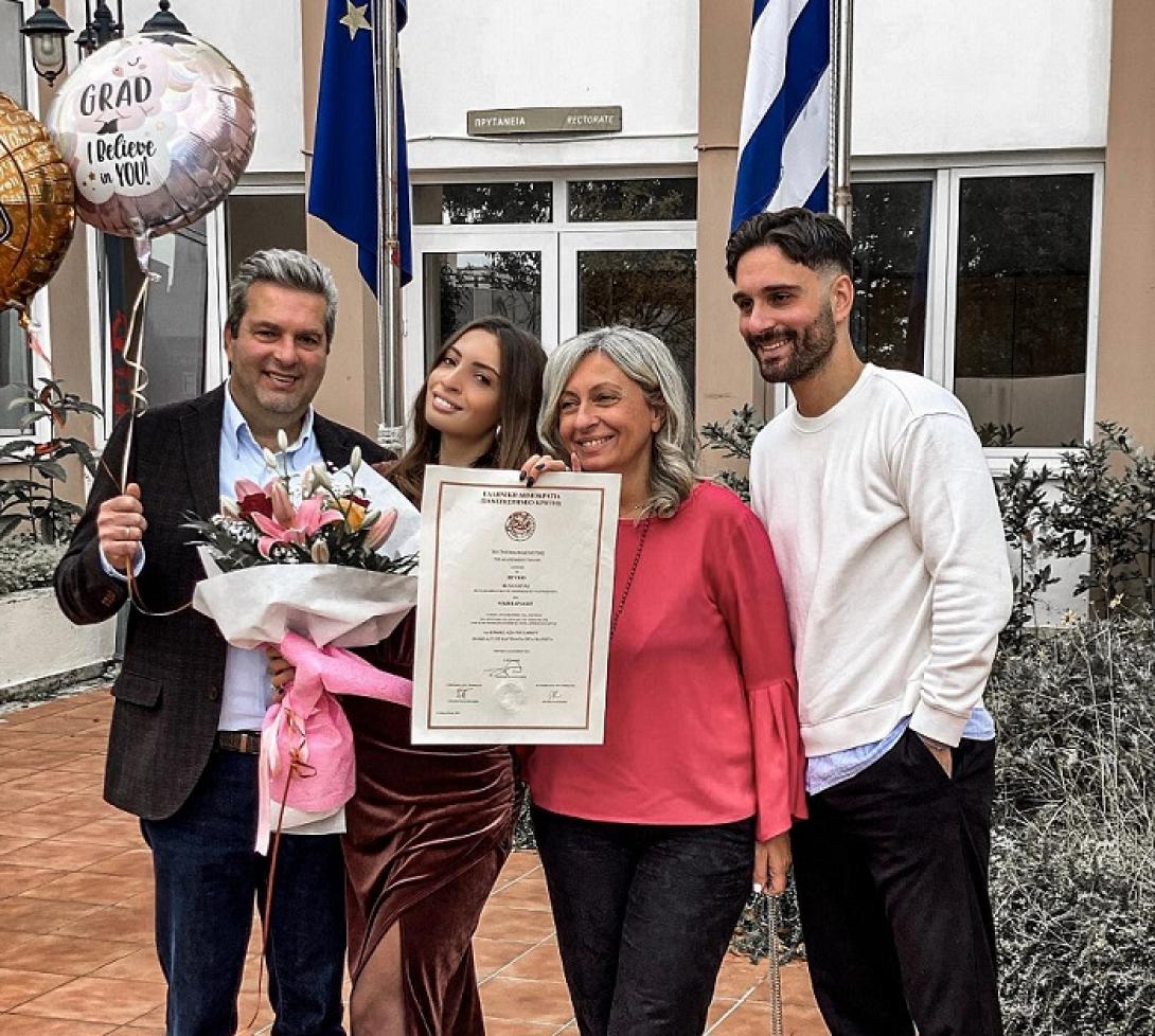 Στιγμές χαράς για την οικογένεια του Λευτέρη Βαρδάκη